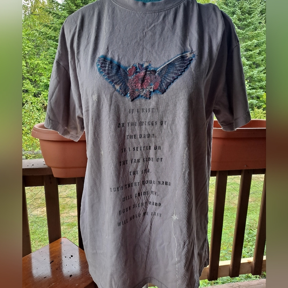 Forever 21 Gray Graphic Short Sleeve Tee - Picture 1 of 5